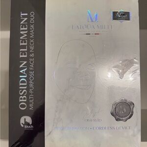 LATOÚA MILLE Obsidian Element Multi-Purpose Face & Neck Mask Duo